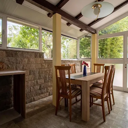 Olive Garden & Sea Apartment *