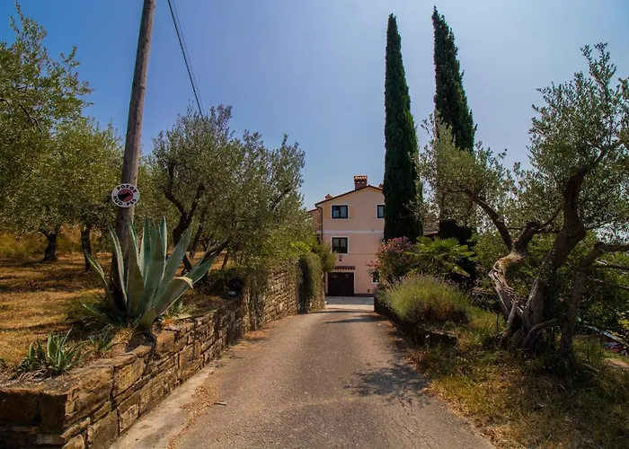 Olive Garden & Sea * Portorož